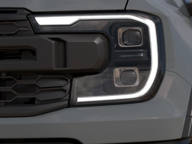 Đèn pha thiết kế kẹp chữ C LED Matrix đặc trưng trên Ford Ranger Raptor 3.0L V6